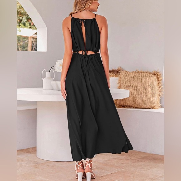 NWT Halter Cutout Strappy Maxi Dress Size Small - Picture 4 of 8